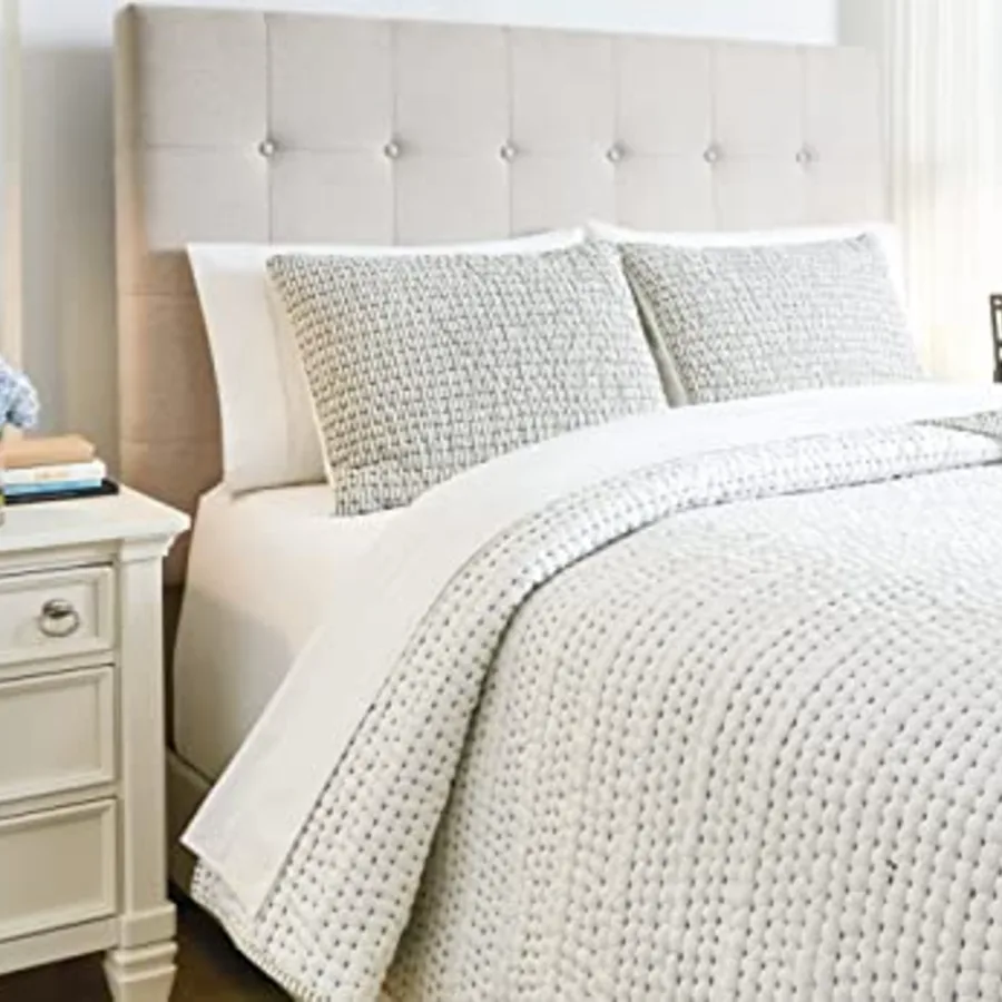 Doralia Modern Striped 3 Piece Coverlet Set with Shams view 4
