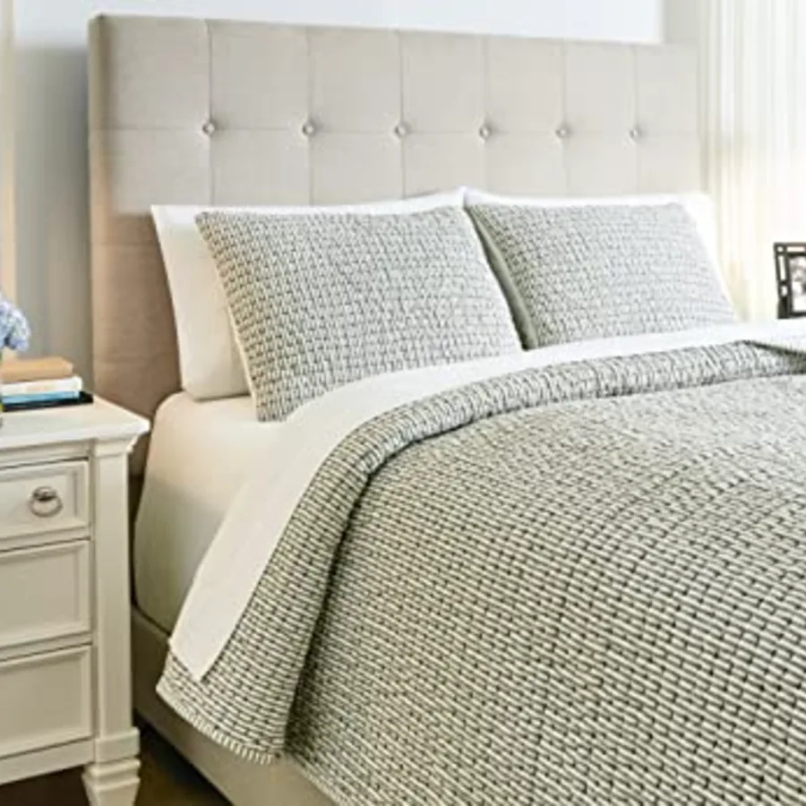 Doralia Modern Striped 3 Piece Coverlet Set with Shams view 5
