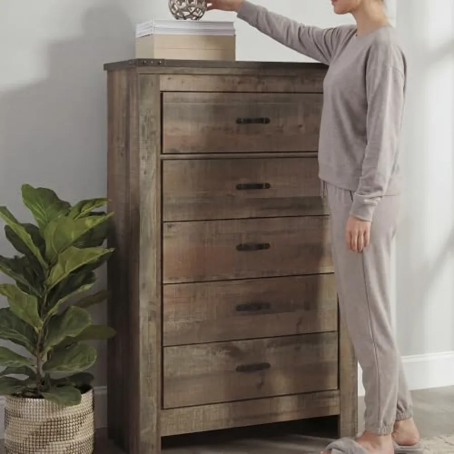 Furniture Signature Design view 2