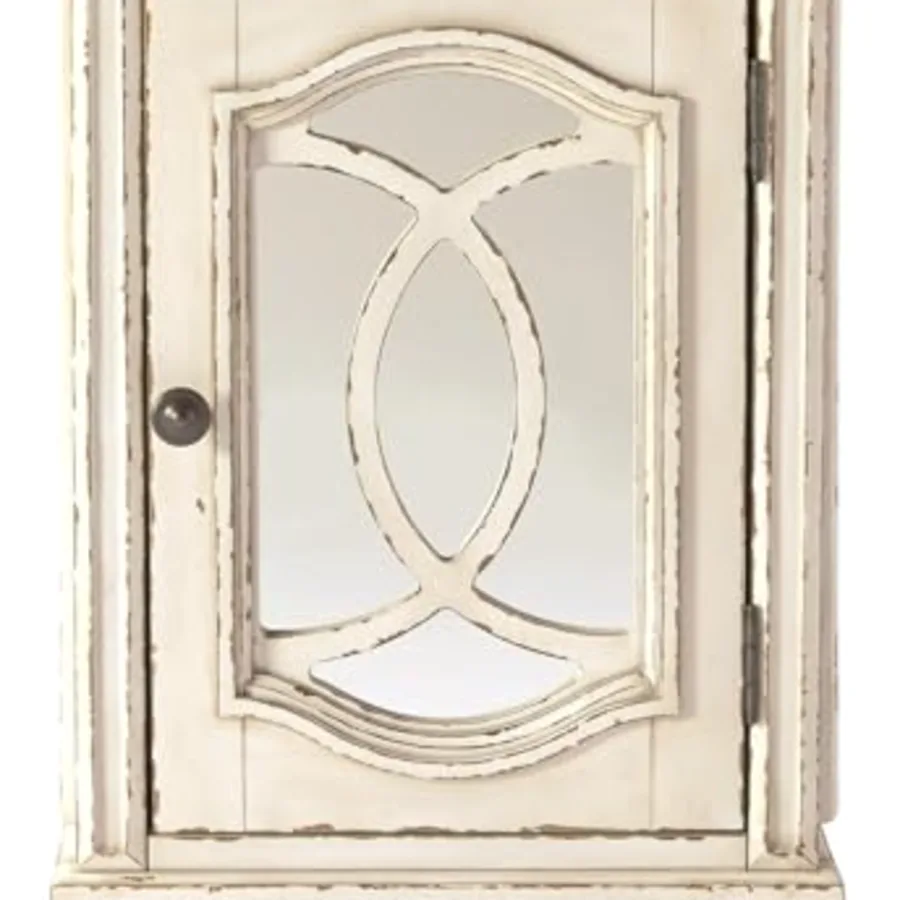 Realyn Chairside End Table view 4